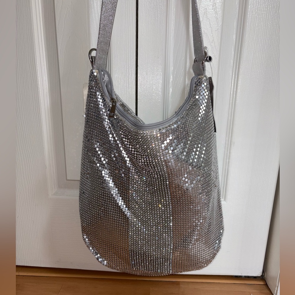 NWT Fox’s Whiting & Davis inspired - Sequin Shoulder Bag w beautiful hardware